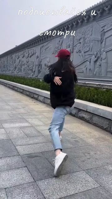 ЮаньЧжи Китайские боевые искусства широки и глубоки.