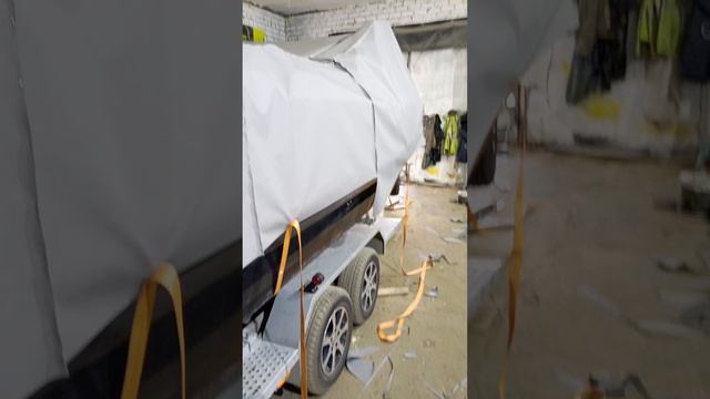 Когда обязательно привозить катер на пошив тента