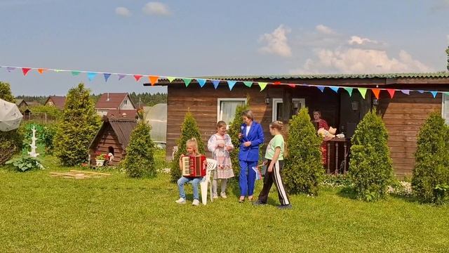 День России в Деревне: Праздничная Программа! 🇷🇺🎉"