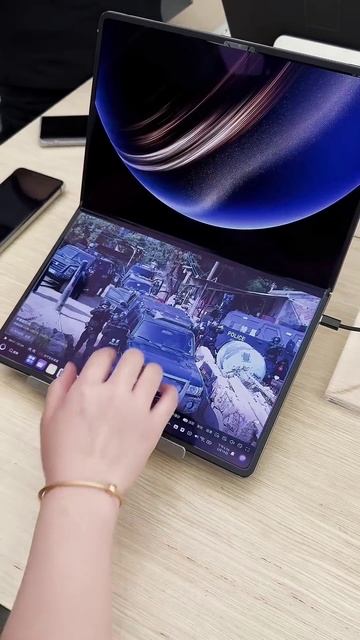 Huawei согнули всё!