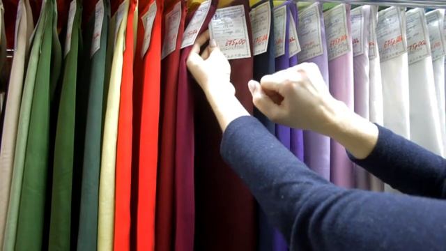 Как выбрать ткань для пошива  Урок в магазине тканей Брависсимо
