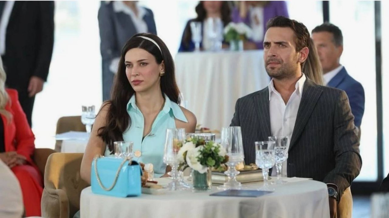 Çift Kişilik Oda 3 Bölüm