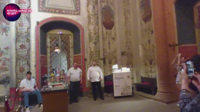 Внутри Храма Василия Блаженного и Бой курантов на Спасской башне...Сила Москвы.