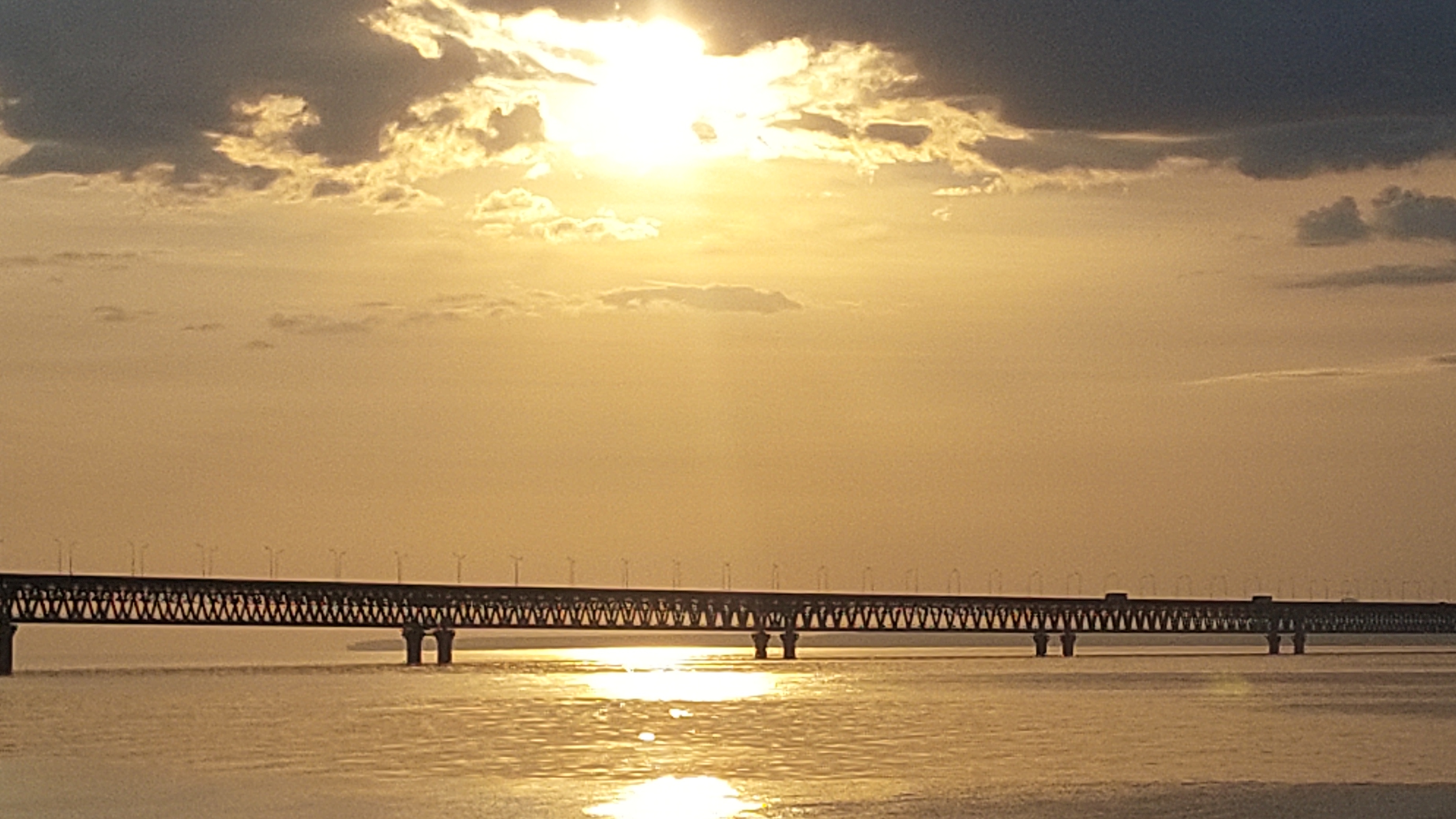 Рассвет над Ульяновским мостом