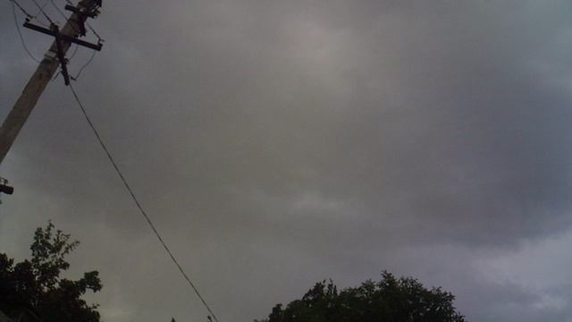 Одна туча ушла, а за ней грядёт следующая!