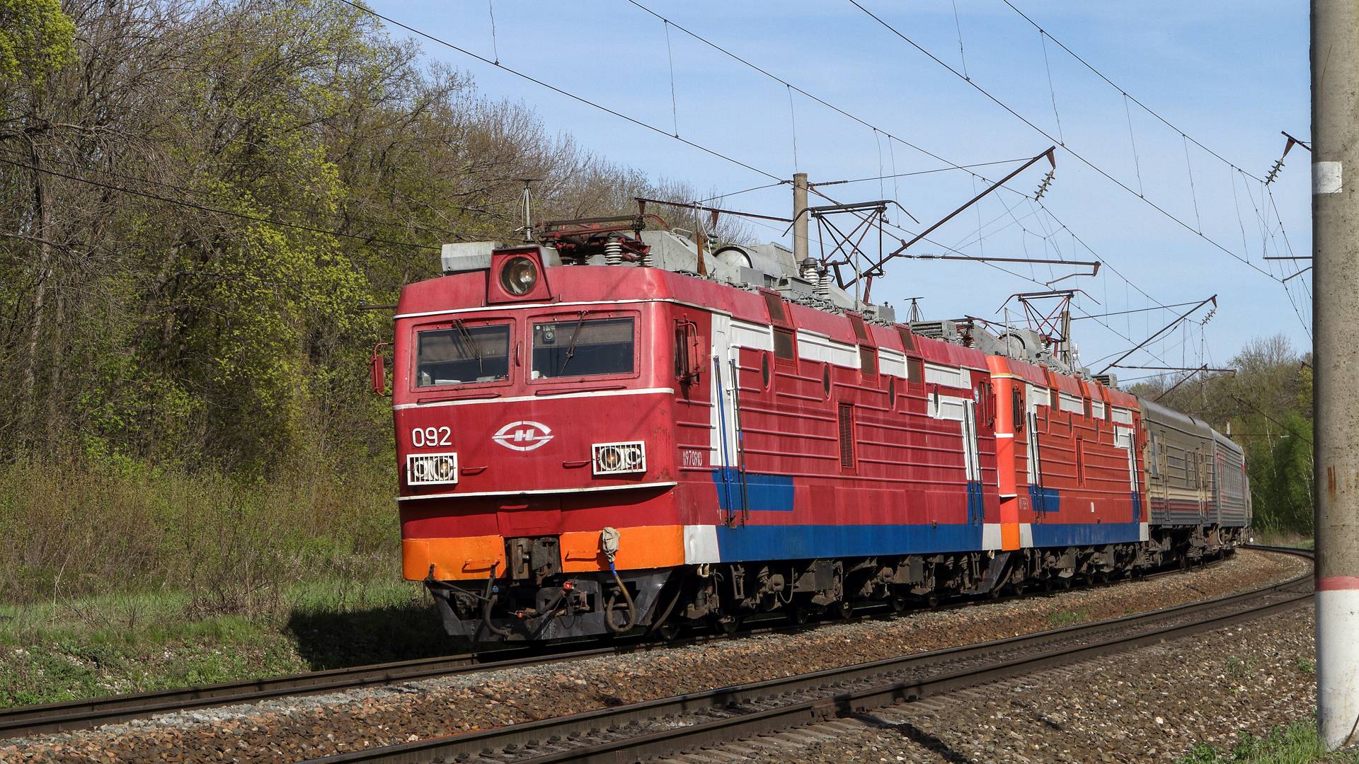 Поезда на участке Ртищево - Аткарск Приволжской железной дороги. Май 2021 года