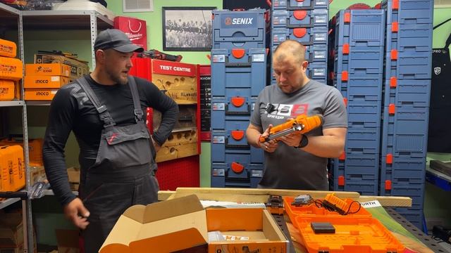 Аккумуляторный нейлер гвоздезабиватель INGCO CBNLI2005