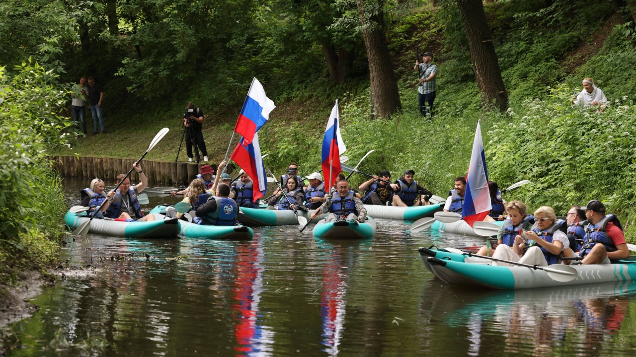 12.06.2025. Депутаты Мосгордумы провели ежегодный сплав по реке Яузе