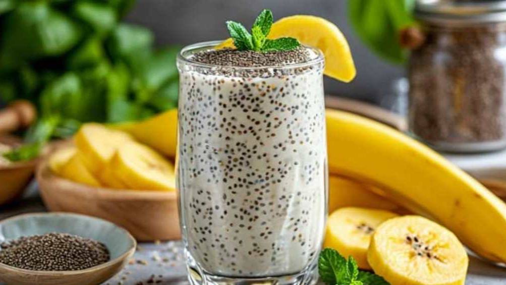 Банановый смузи с семенами чиа
