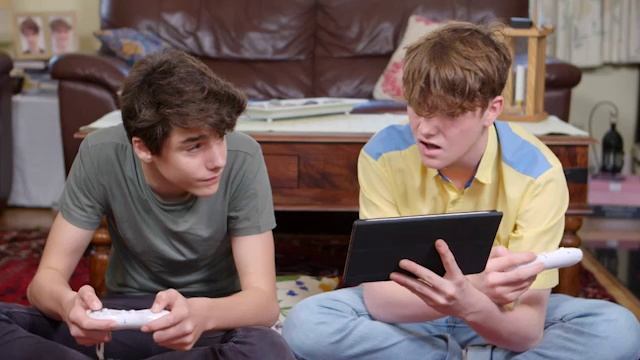 GG3 Unit 1.2  I_m vacuuming Part 1