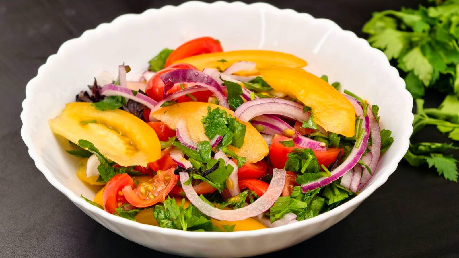 Салат "Шакароб" из помидоров. Летний салат для пикника