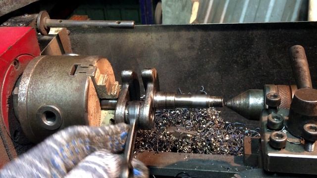 Фундаментальный косяк китайской бензопилы "коленвал"!