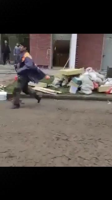 Веселое время на работе.