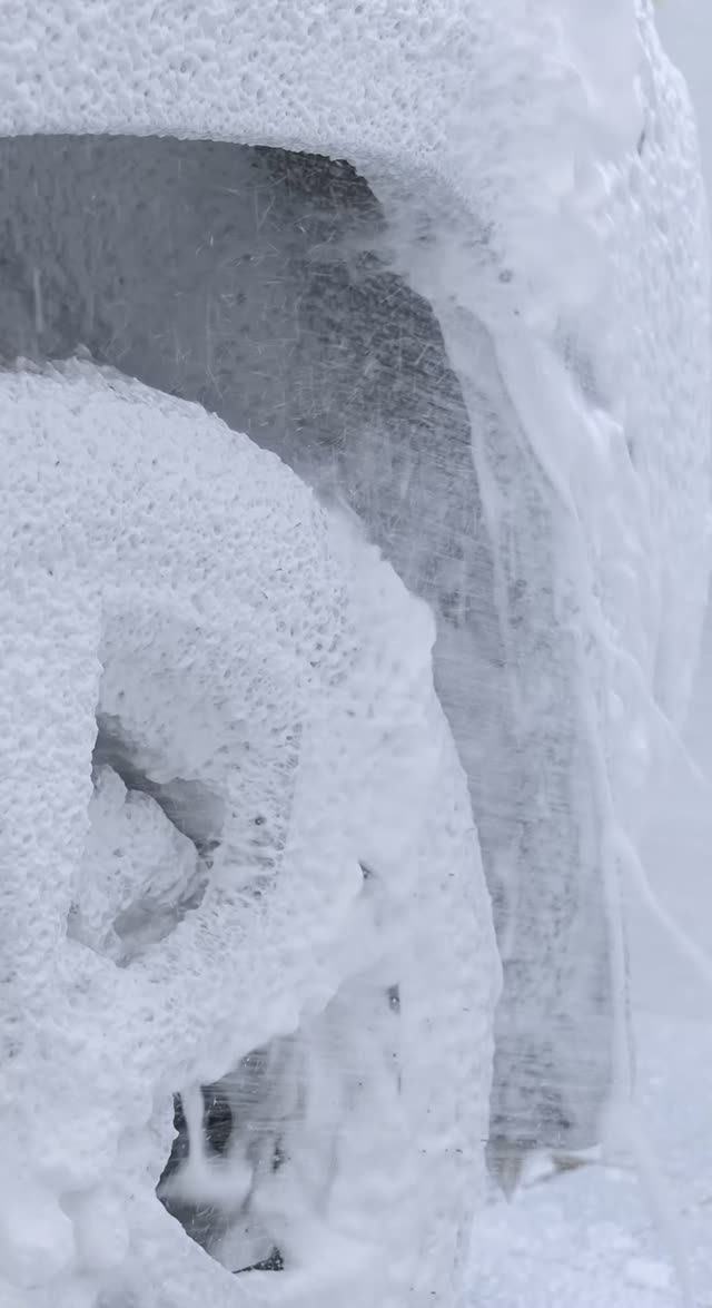 Начинайте мойку автомобиля с арок и резины! #automobile #автомобили #уходзаавто