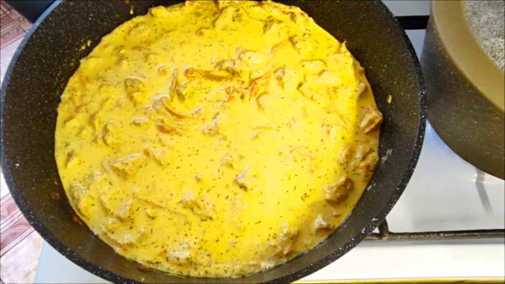 Куриное филе в сливочном соусе