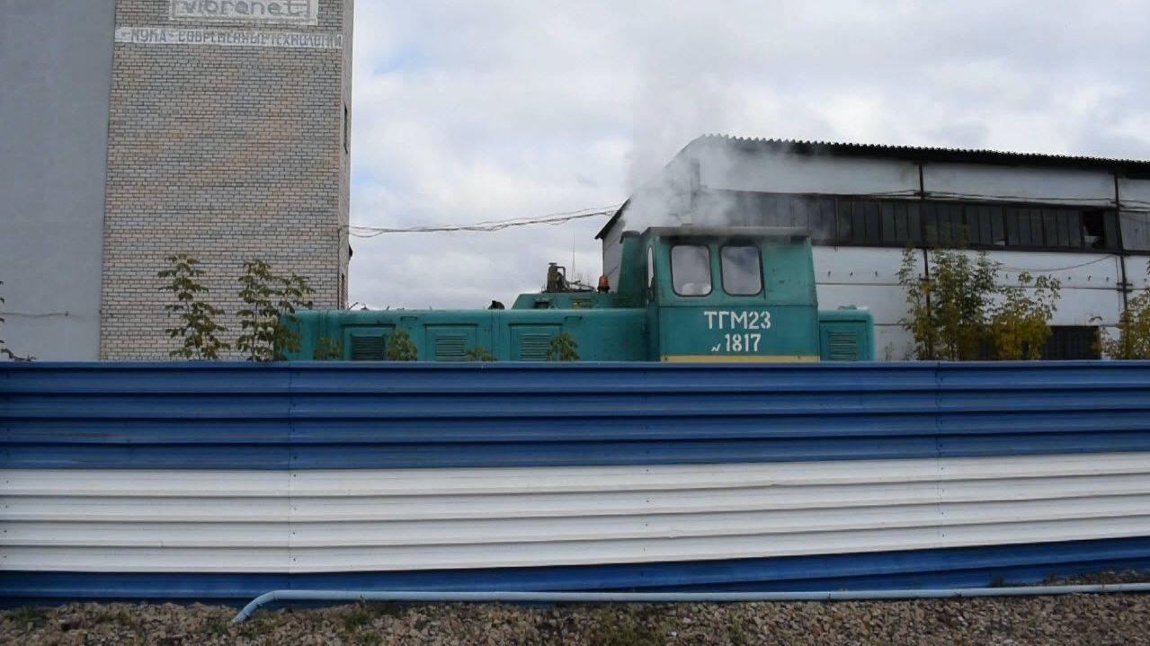 Тепловоз ТГМ23-1817. Неудачная попытка запуска после долгого простоя.