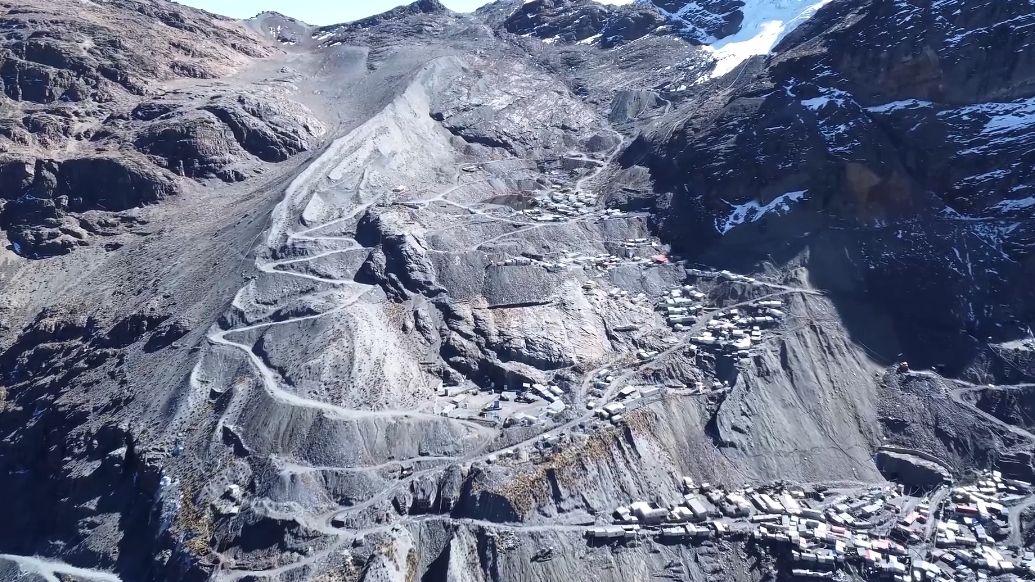 Рухи Ченет, посещение самокого высокогорного поселения. высота 5км.