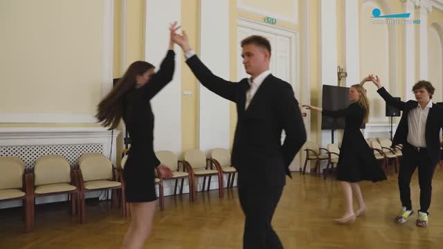 Традиции петербургских выпускных вечеров