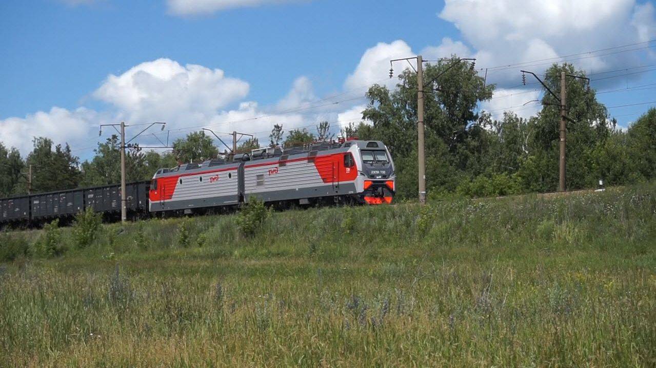 Электровоз 2ЭС5К-730 "Ермак"