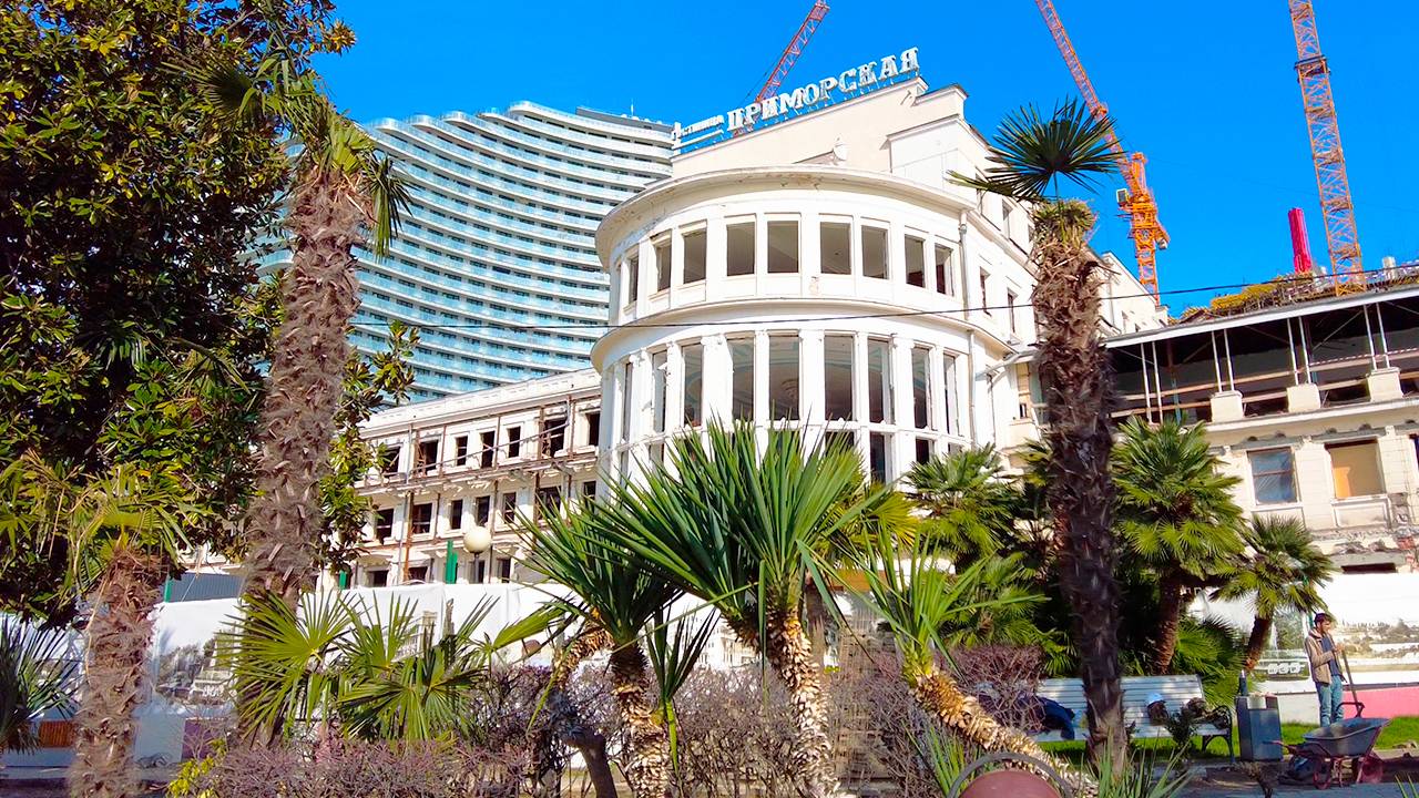 Walking in Sochi | Уютные окрестности Зимнего театра |4K| (February 22, 2024)