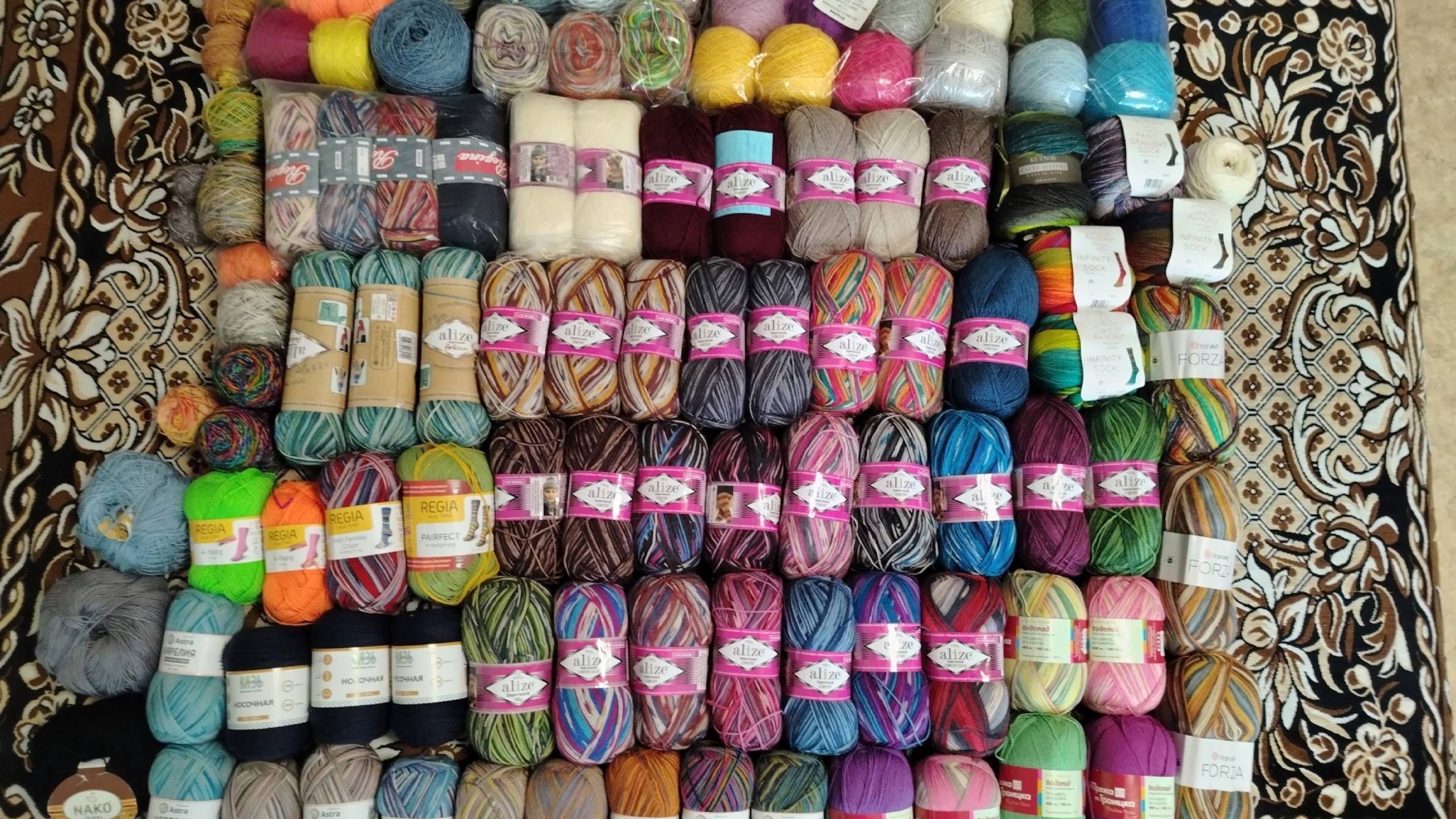 СП "Носочный календарь 2025"/июнь/жемчужина коллекции/участник 23