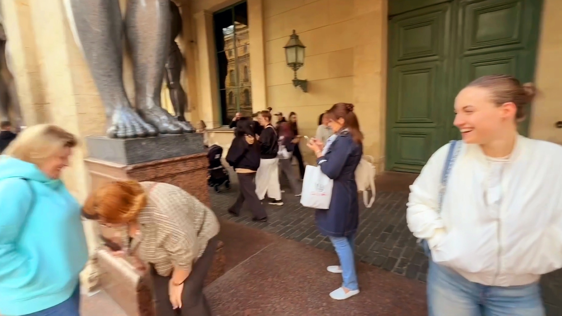 Дамы ищут кавалеров в Санкт Петербурге