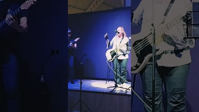 GET LUCKY - на басу  ( ДЖЕМСЕШН)