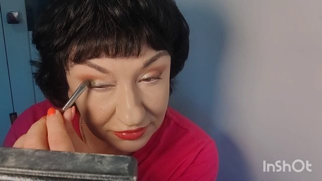 Преображение после 55 лет. Макияж золотисто розово зелёный с тенями nuage💄❤
