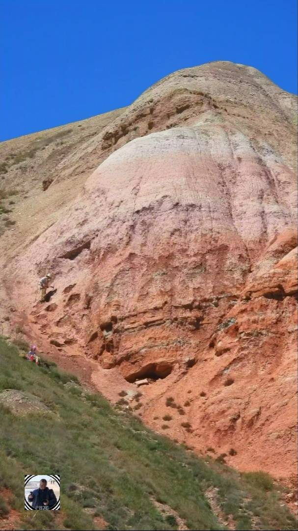 Прогулка на гору Большое Богдо май 2025 #баскунчак #большоебогдо #уникально #baskunchak #shorts