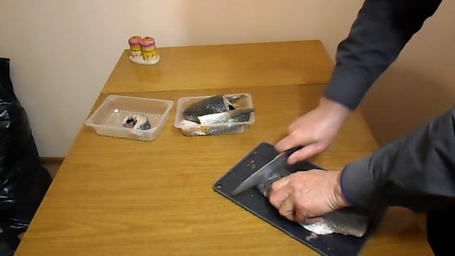 Как разделать кефаль на стейки