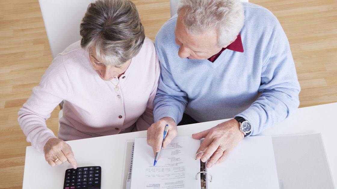 Пособие по безработице для предпенсионеров в 2025 году: новые условия