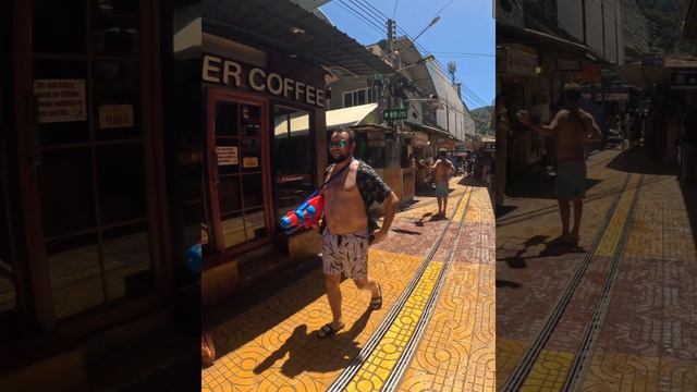 Шортс о том как мы бежали с острова Пхи-Пхи!