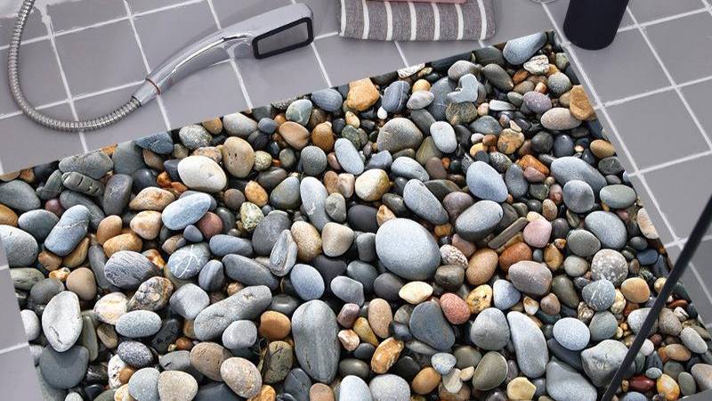 Вам очень скучно и хочется заморочиться – можно сделать себе в душевой кабине такой массажный пол!