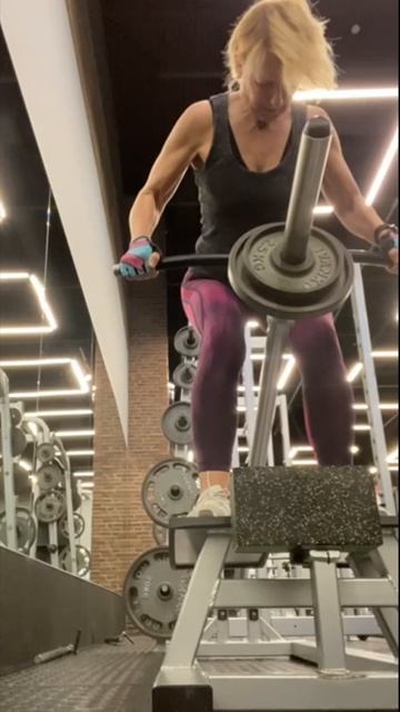 62 года. Тренировка по программе Изотон 2025-07-07