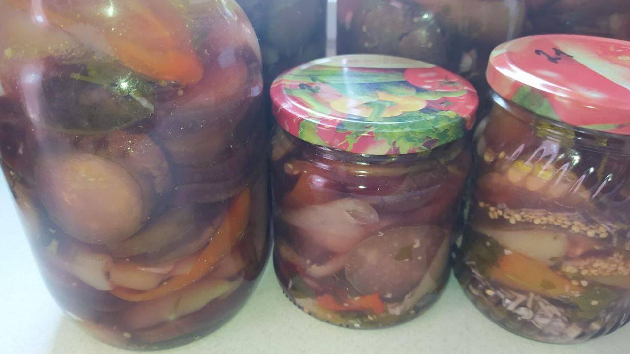 Баклажаны на зиму с болгарским перцем и чесноком. Очень вкусный рецепт.