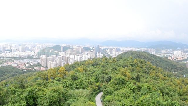 Виды на Санью и Дома Деревья с пагоды Линь Чун Линг!