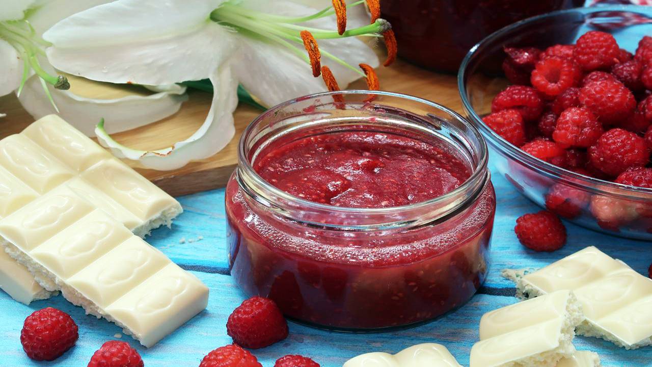 Джем из малины с белым шоколадом. Изысканный малиновый десерт