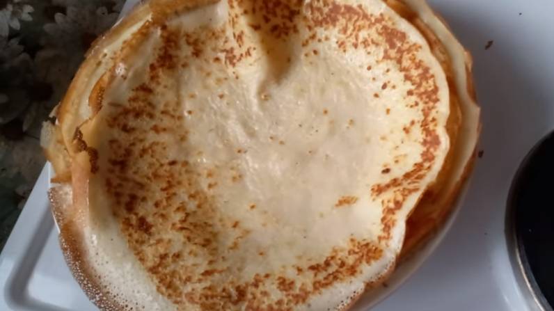 Блины. Блинчики. Рецепт. Как постряпать. Тесто на блины. На молоке. На воде. Рецепт блинов домашних