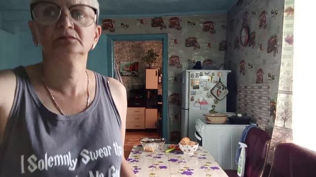 Я дома. Сбор земляники. Суета 🤗