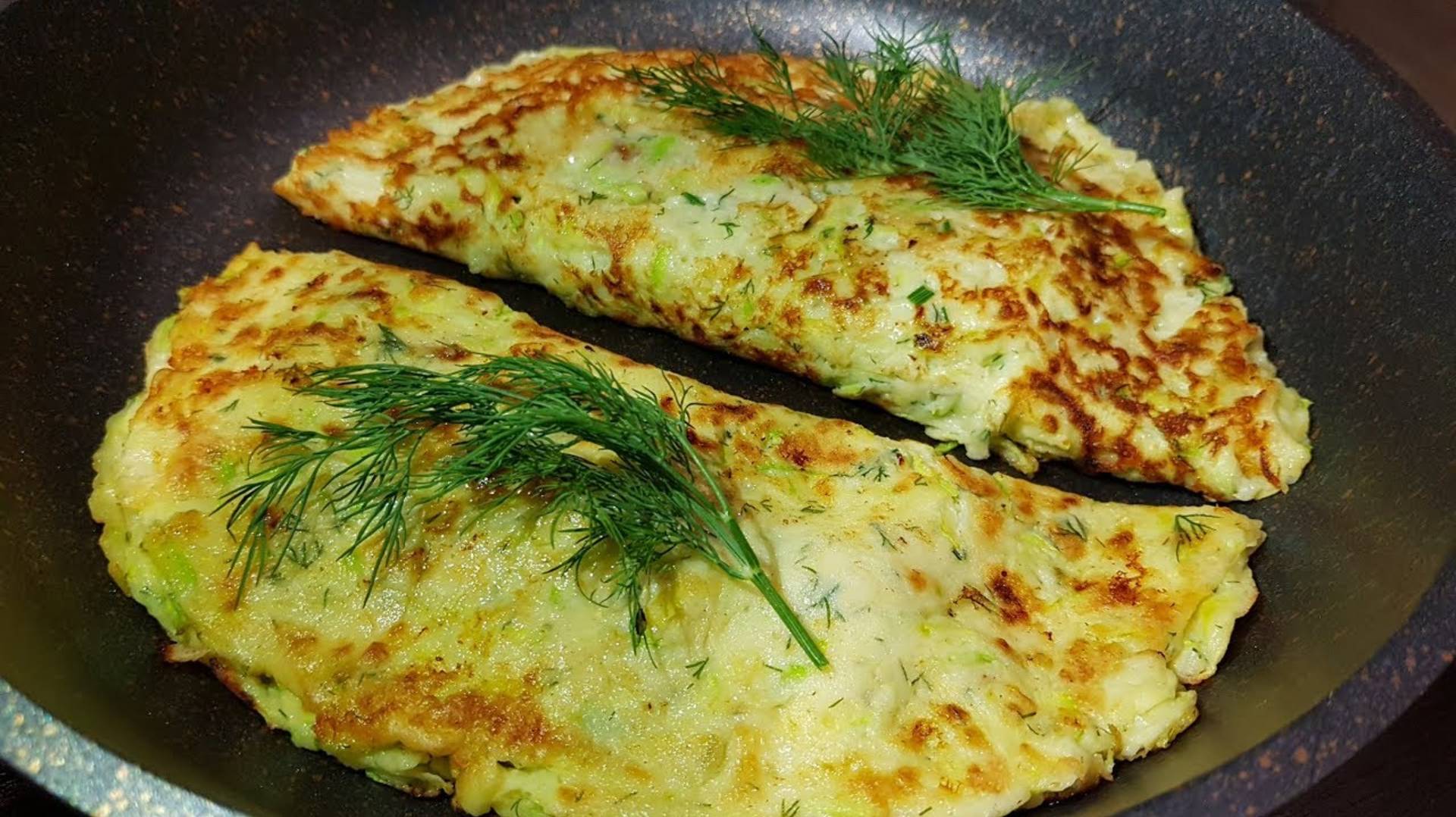 Сьедаются подчистую! Чебуреки из кабачков просто и очень вкусно.