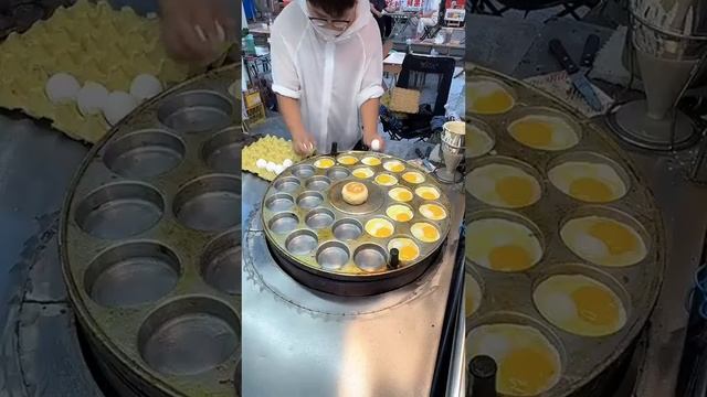 Яичные бургеры и снеки. Уличная еда в реальном времени