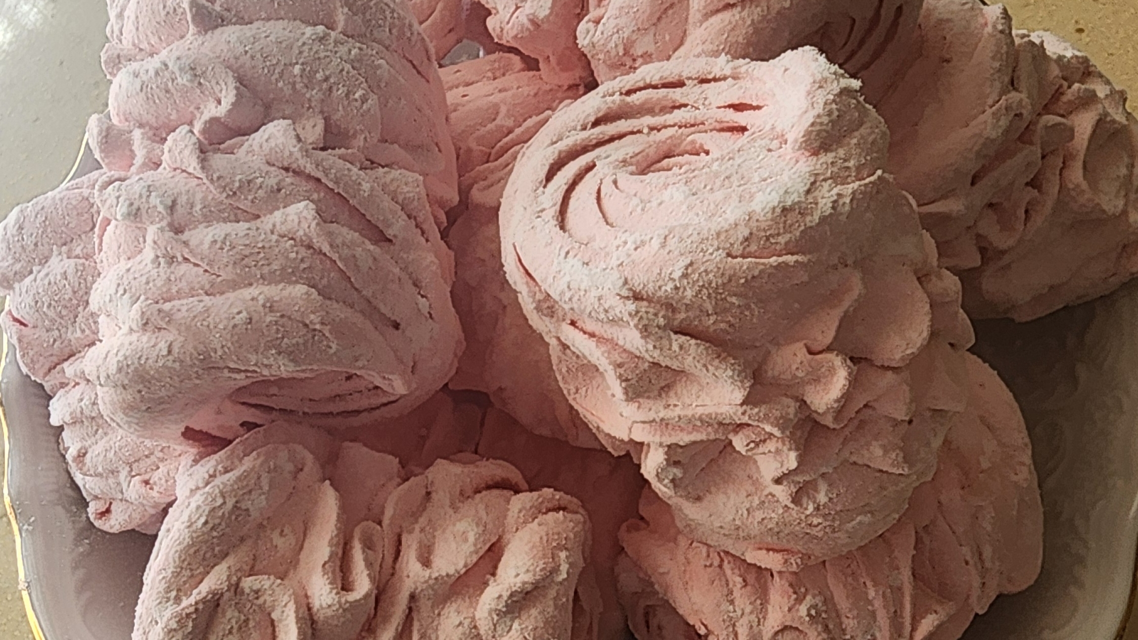 Зефир из сиропа вишни