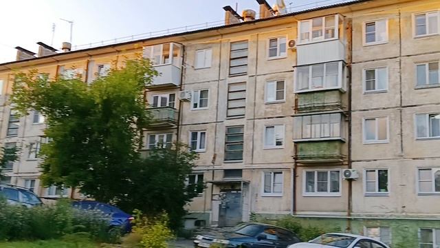 Двор на Уральской улице. 18 июля 2025 г.