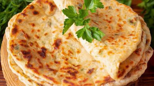 Гречневокартофельные лепешки с зеленью.