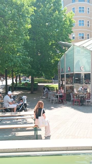 Brindleyplace, Central Square, Birmingham, UK (Район Бриндлейплейс, центральная площадь, Бирмингем)