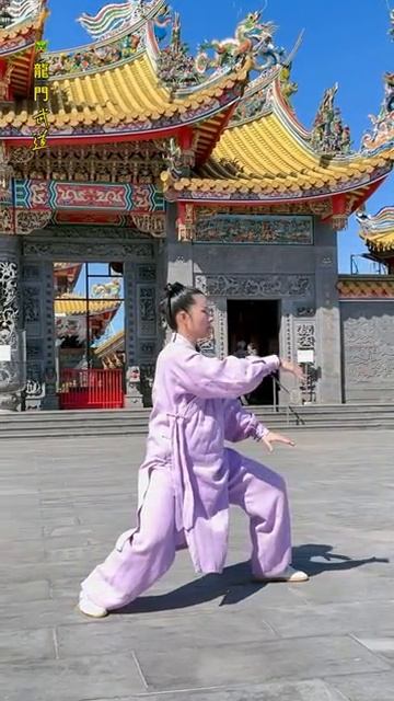 Даосский оздоровительный бокс Лунмэнь(Врата Дракона)