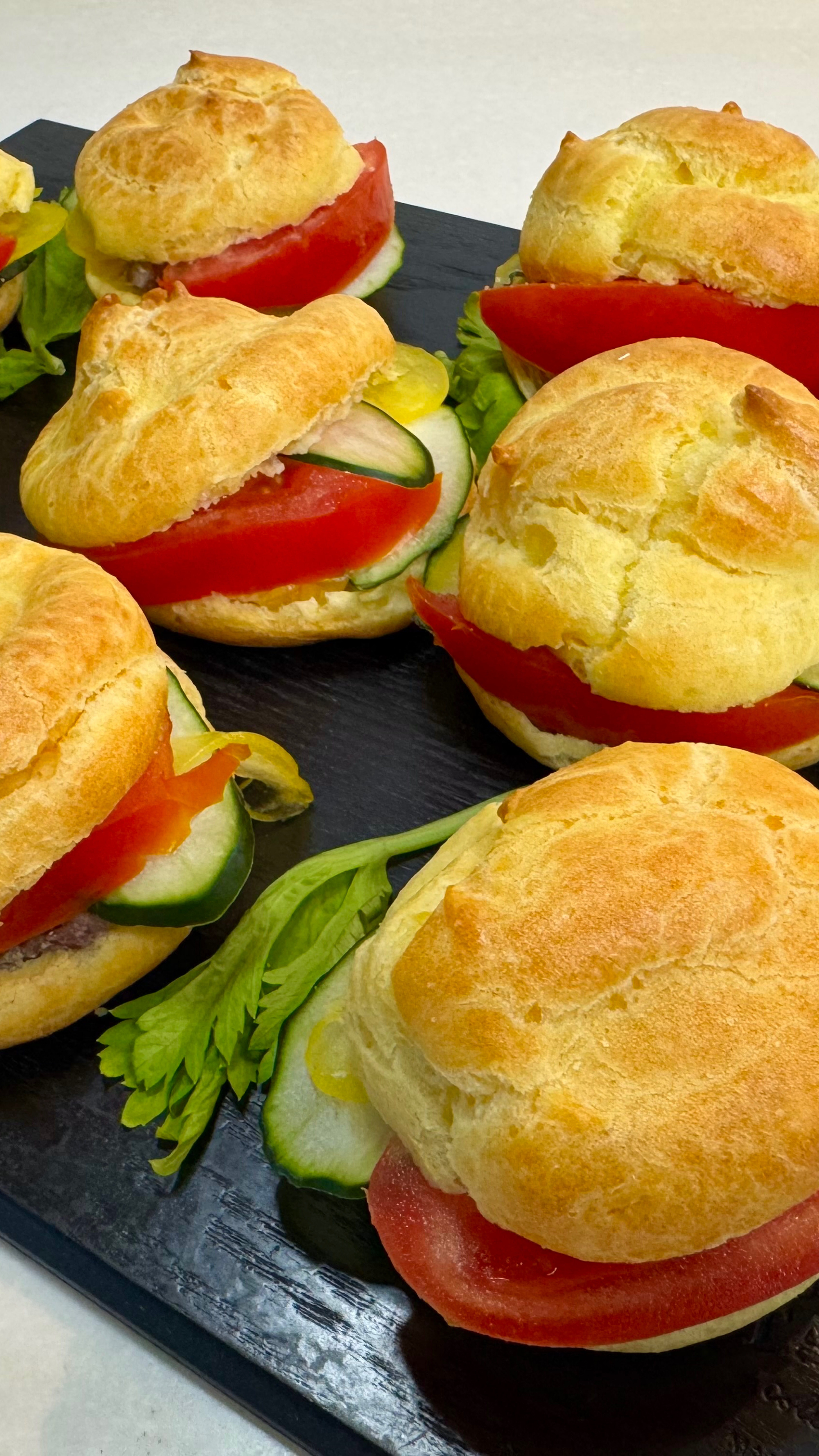 Профитроли на растительном масле с рыбной начинкой-яркая закуска!