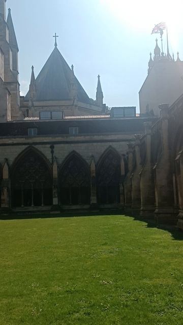 Вестминстерское Аббатство, внутренний двор, Лондон (Westminster Abbey, inner courtyard, London, UK)