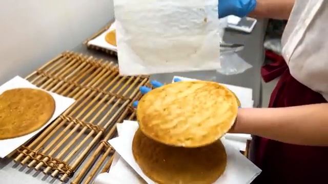 Вика (Тори-чан) Япония - Что едят в Японии? Реалии вас удивят  (июль 2025)