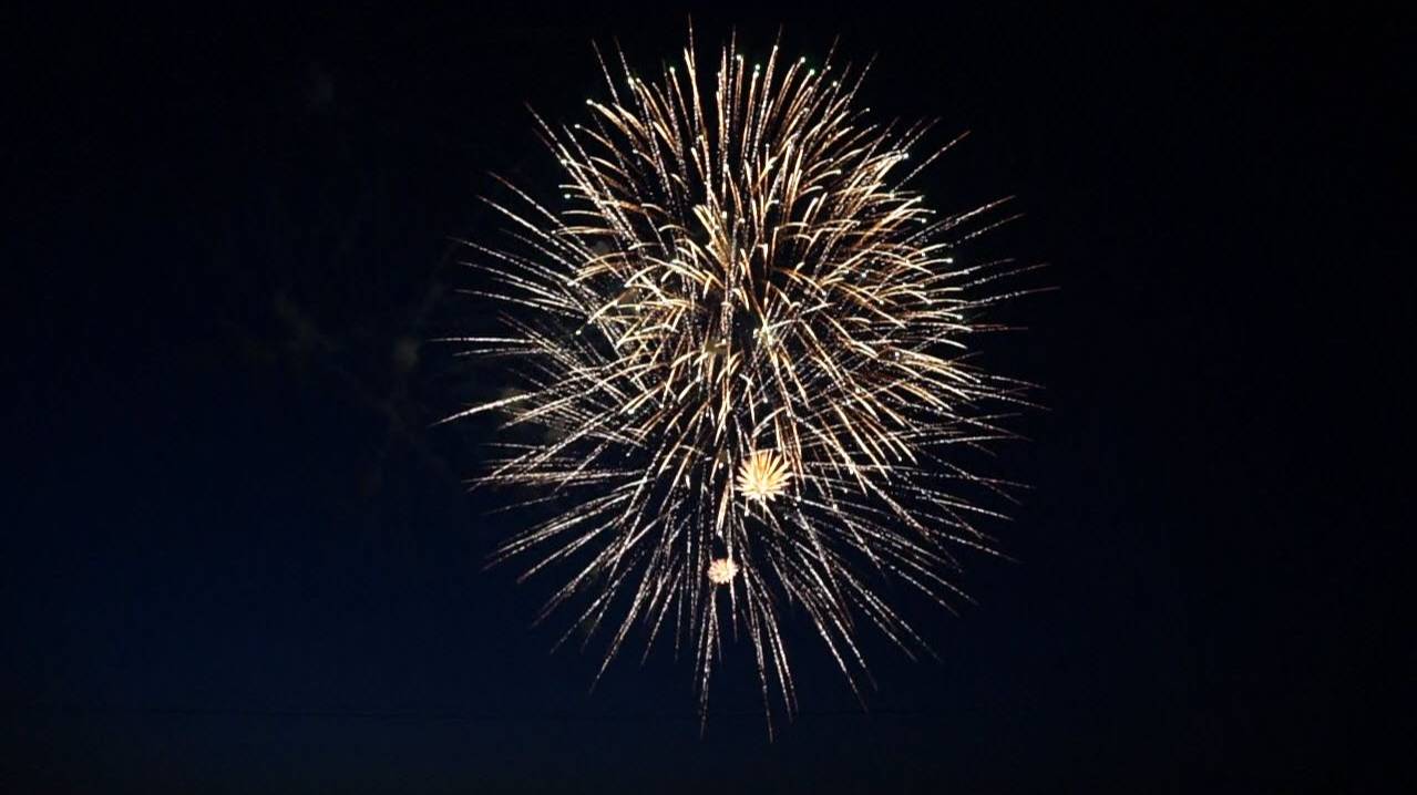 Фейерверк в Новоалтайске. День Победы-2022.